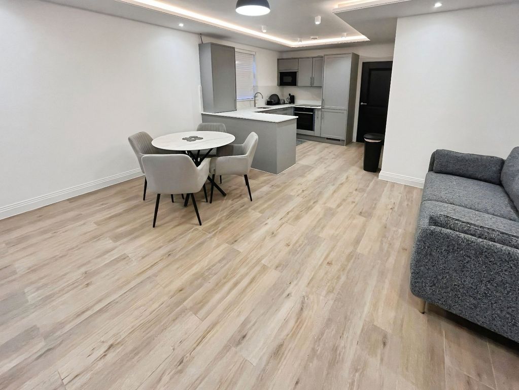 Property photo 1 of 7 Pbox-Img.Jpg