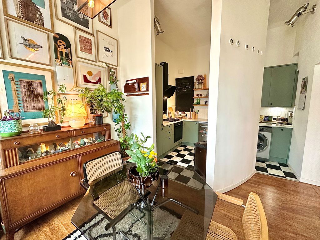 Additional image 4 of 2 bed flat for saleHood Street, Northampton NN1