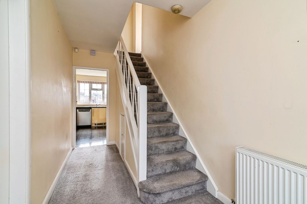 Property photo 2 of 17 Pbox-Img.Jpg