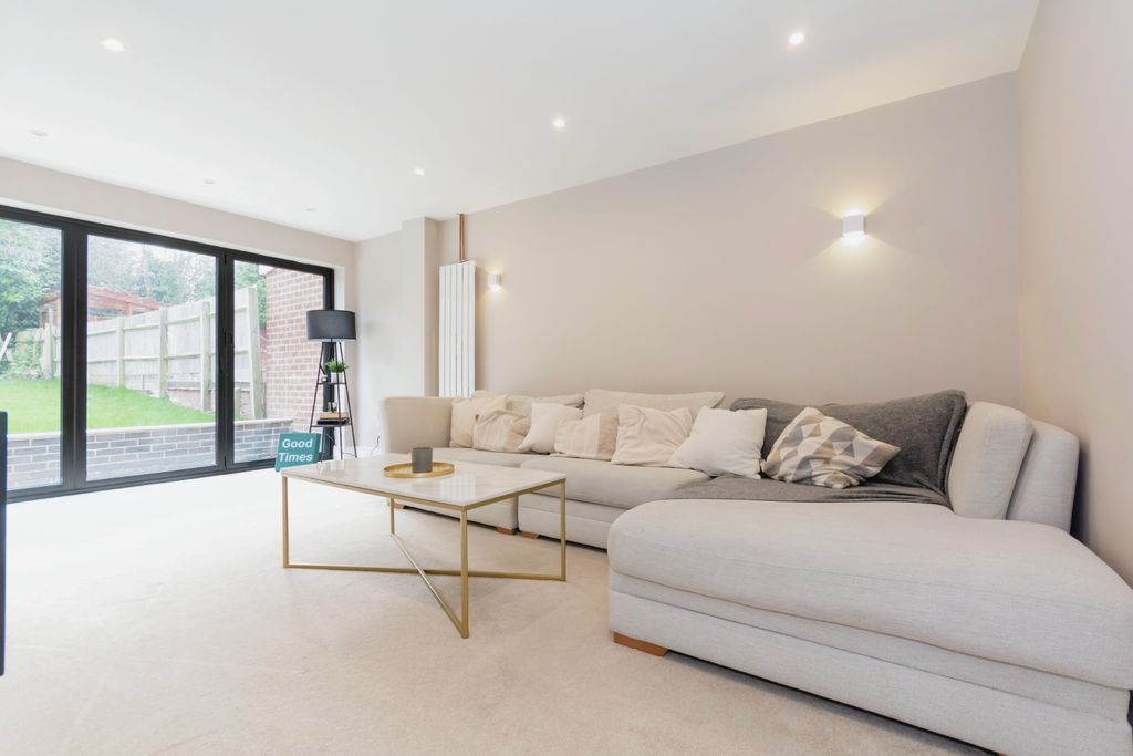 Property photo 3 of 22 Living Room