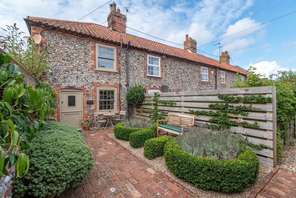 Property photo 1 of 13