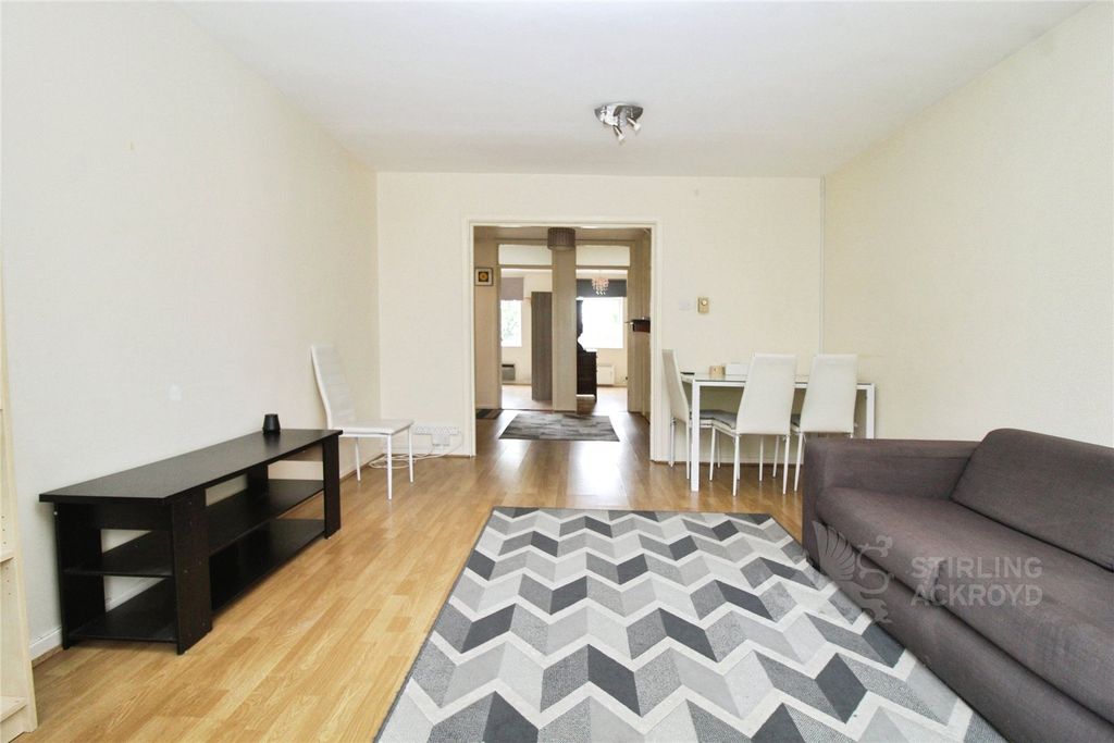 Property photo 3 of 11 Reception Room