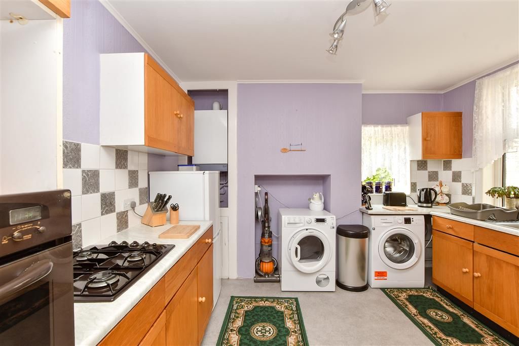Property photo 2 of 14 Kitchen