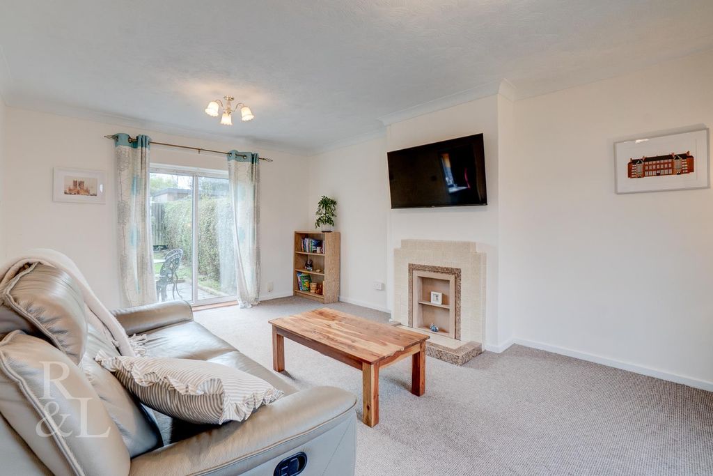 Property photo 2 of 15 Batched  (11).Jpg