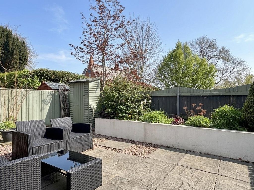 Property photo 2 of 18