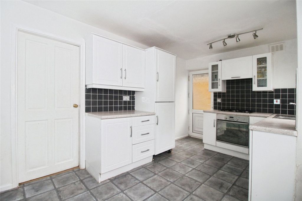 Property photo 2 of 11 Kitchen/Diner