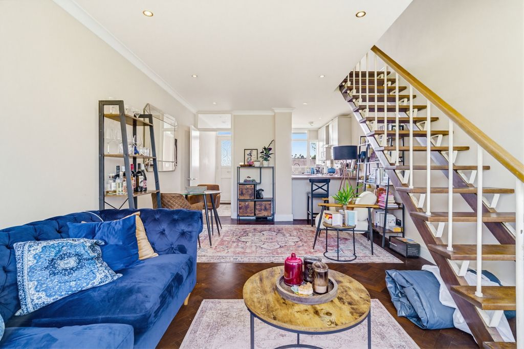 Property photo 2 of 22 Photo 15