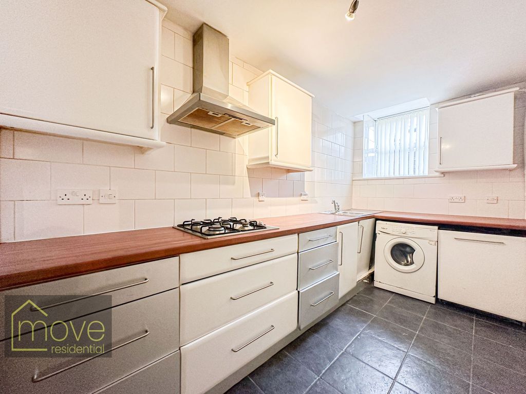 Property photo 2 of 14 Photo 8