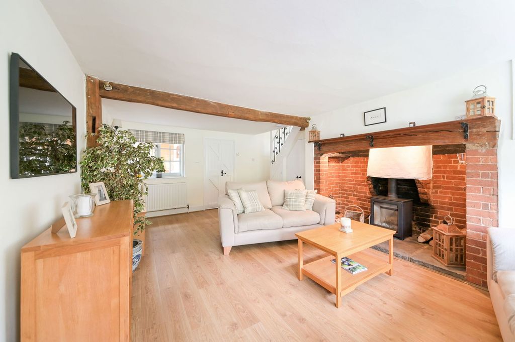 Property photo 2 of 14