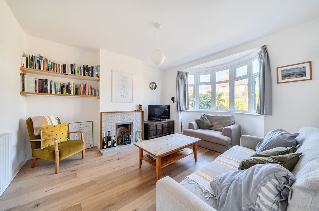 Property photo 3 of 22 1333243-9-6899c28...