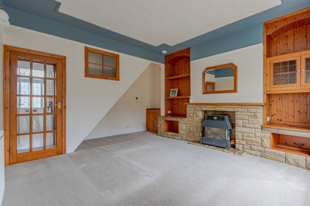 Property photo 3 of 16 Picture No. 05