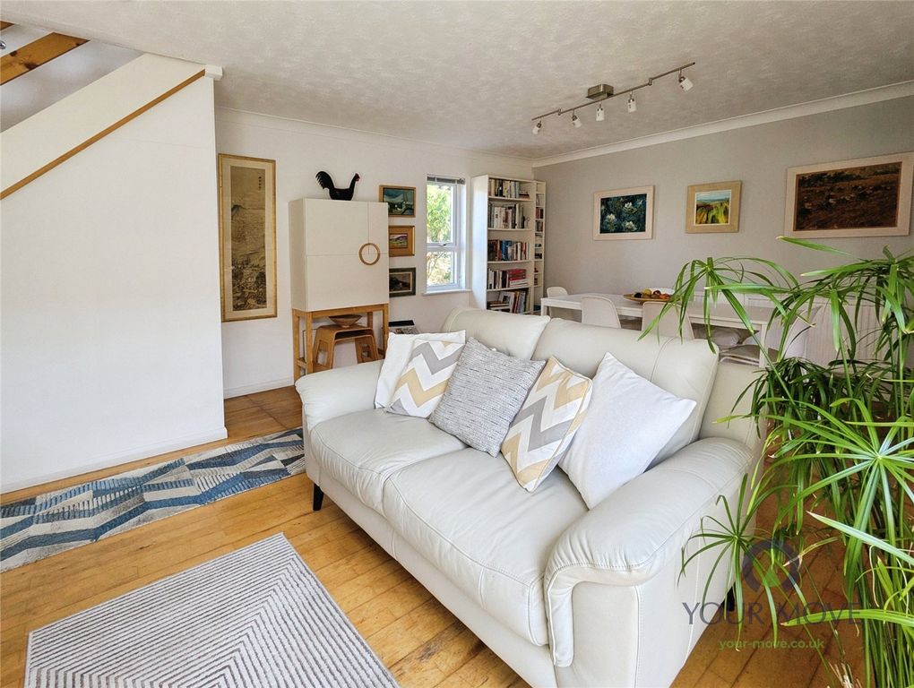 Property photo 3 of 14 Living Room