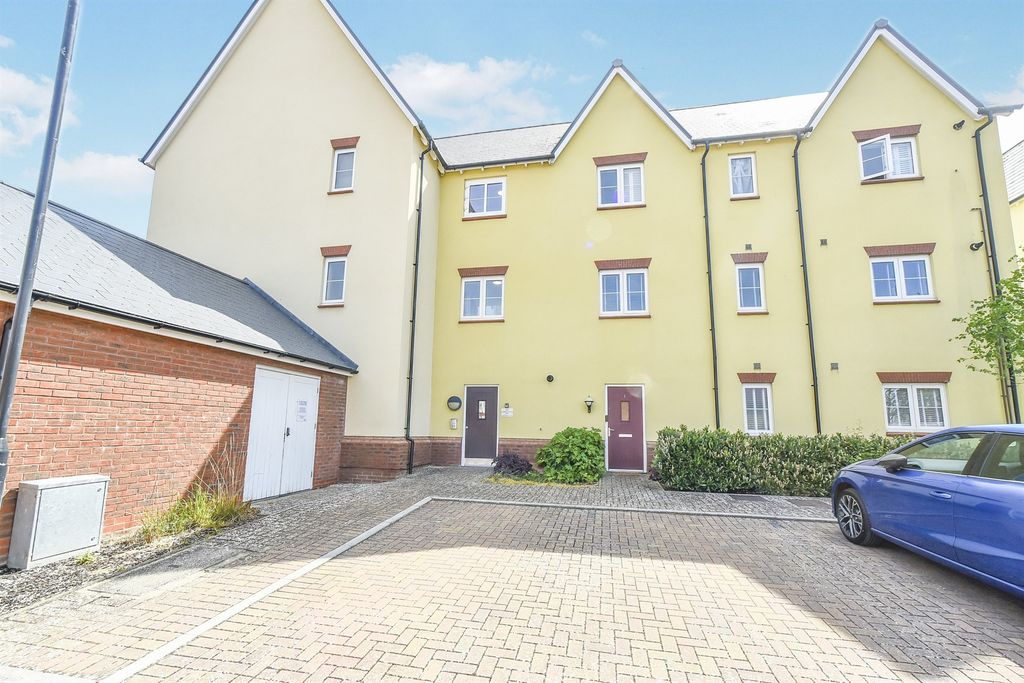 Additional image 9 of 2 bed flat for saleWilliam Morris Way, Tadpole Garden Village, Swindon SN25