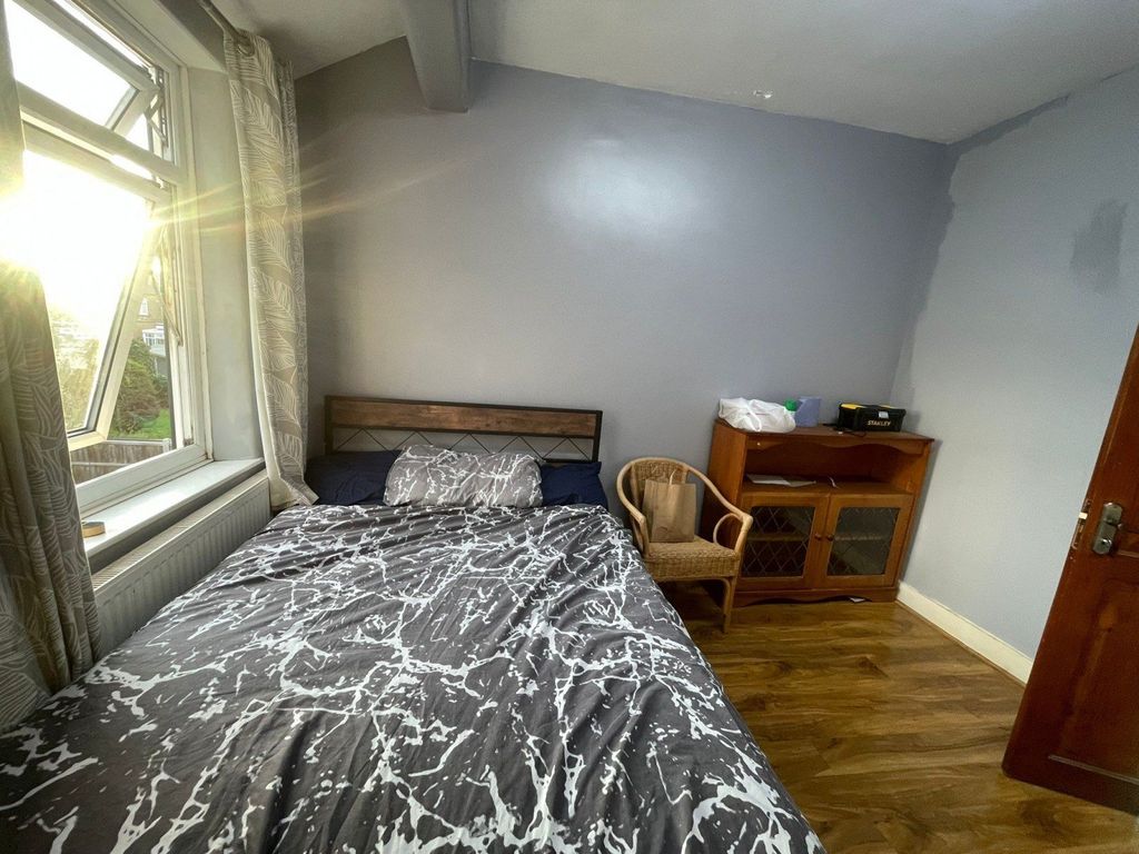 Property photo 3 of 3 Gallery