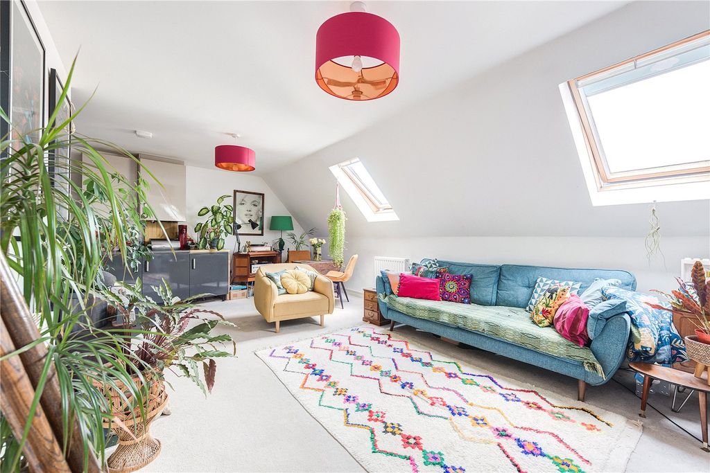 Property photo 1 of 16 Picture 1