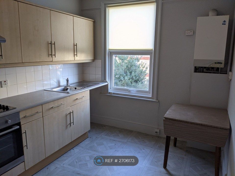 Property photo 2 of 11 Kitchen (1 Of 3)