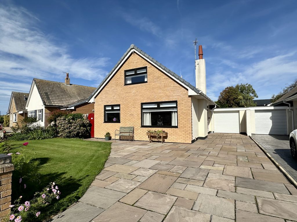 Property photo 1 of 35