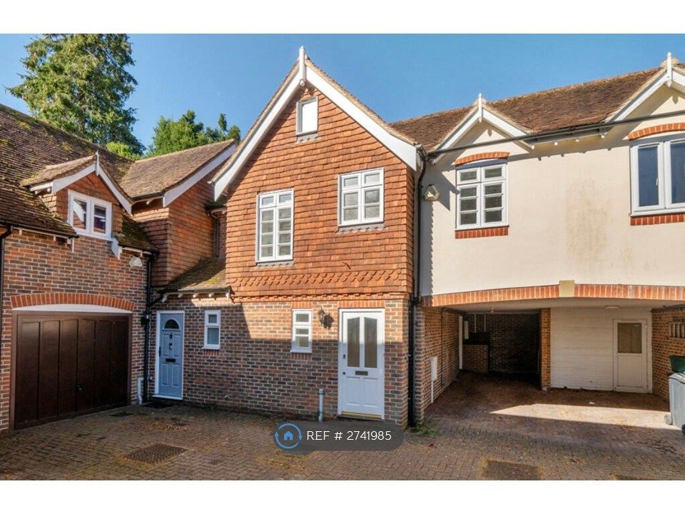 Property photo 1 of 11 Front