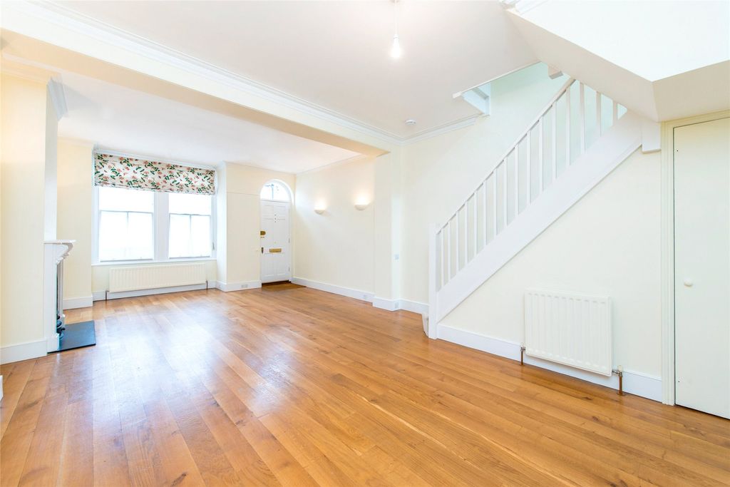 Property photo 3 of 11 Picture No. 47