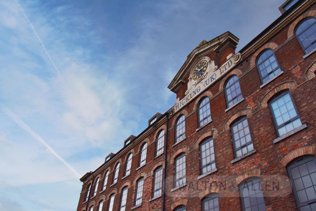 Property photo 1 of 7 External