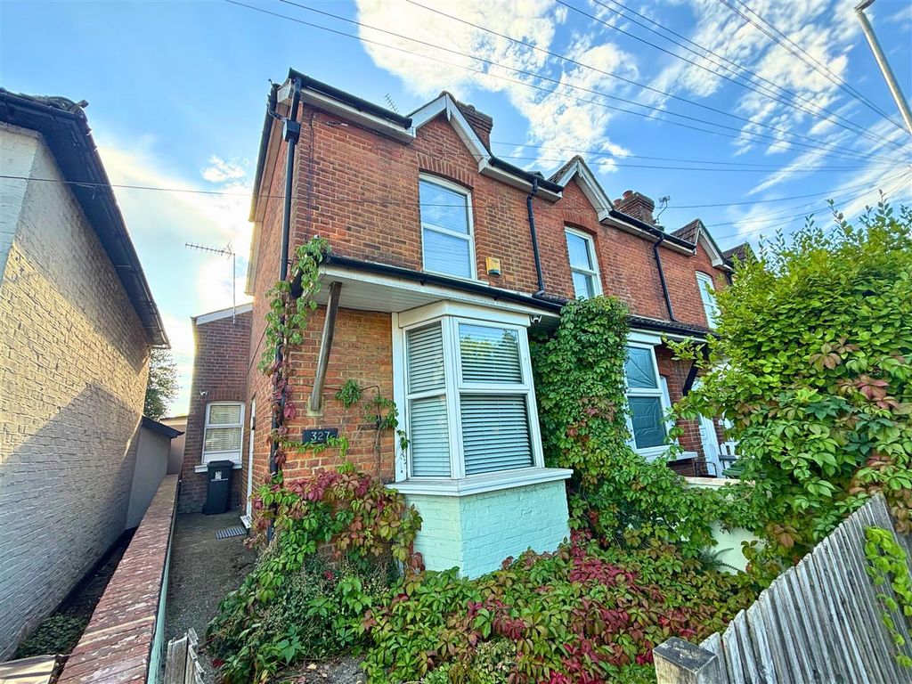 Property photo 1 of 16