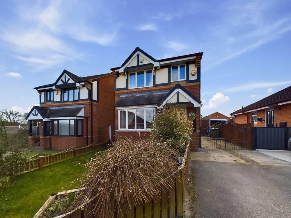 Property photo 1 of 31 Front Of House.Jpg