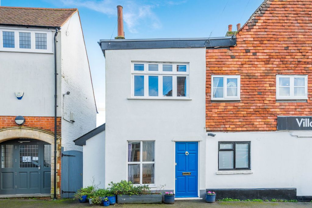 Property photo 1 of 15