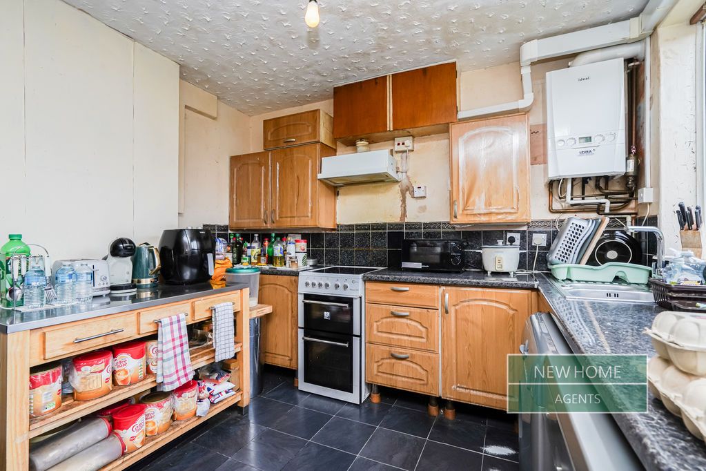 Property photo 3 of 18 Photo 14