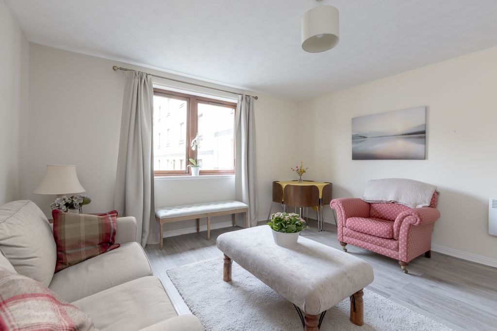 Property photo 3 of 11 Property Image 3