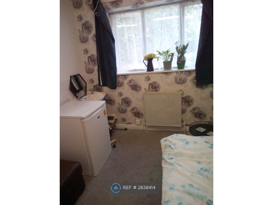 Property photo 3 of 5