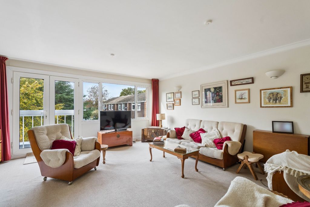 Property photo 3 of 15 4636376