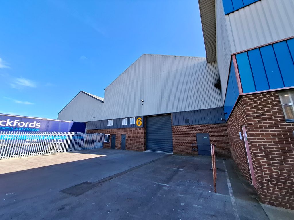 Property photo 1 of 9