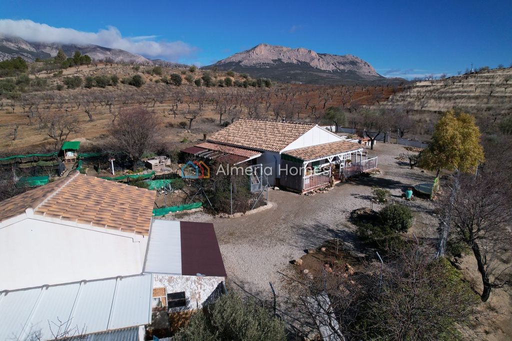 Property photo 1 of 30