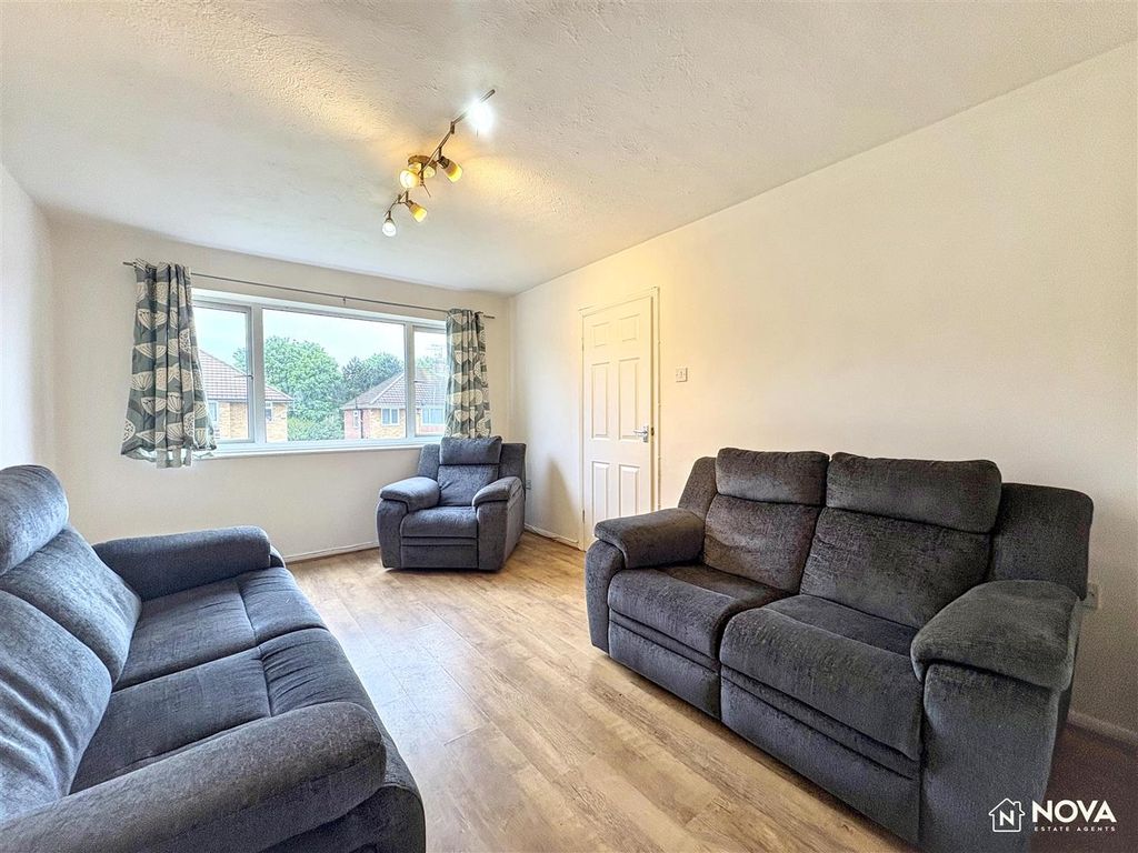 Property photo 3 of 14 Img_0526.Jpg