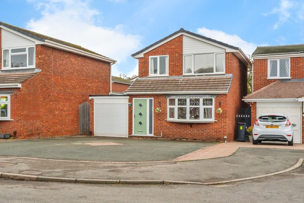 Property photo 2 of 21 5Irvingclose-2.Jpg