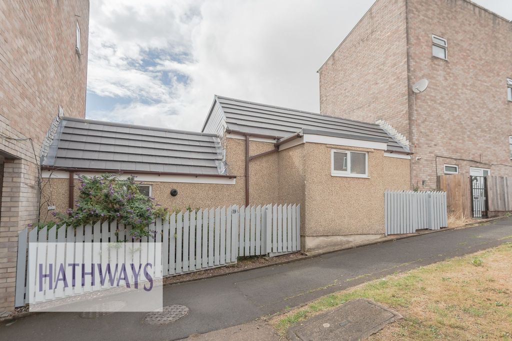 Property photo 1 of 44