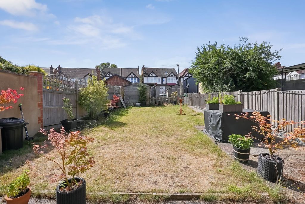 Property photo 3 of 14