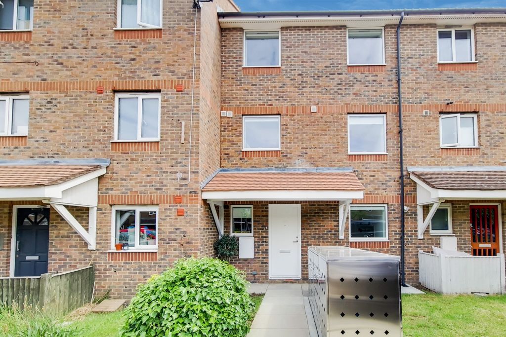 Property photo 1 of 13 5242340