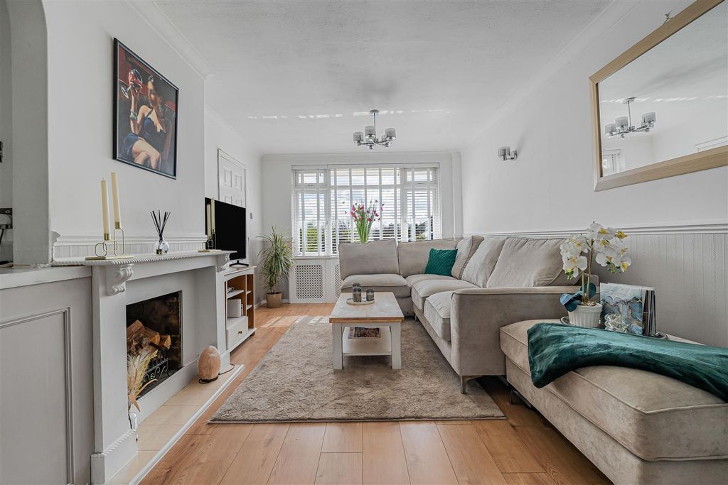 Property photo 2 of 23 5_76636.Jpg