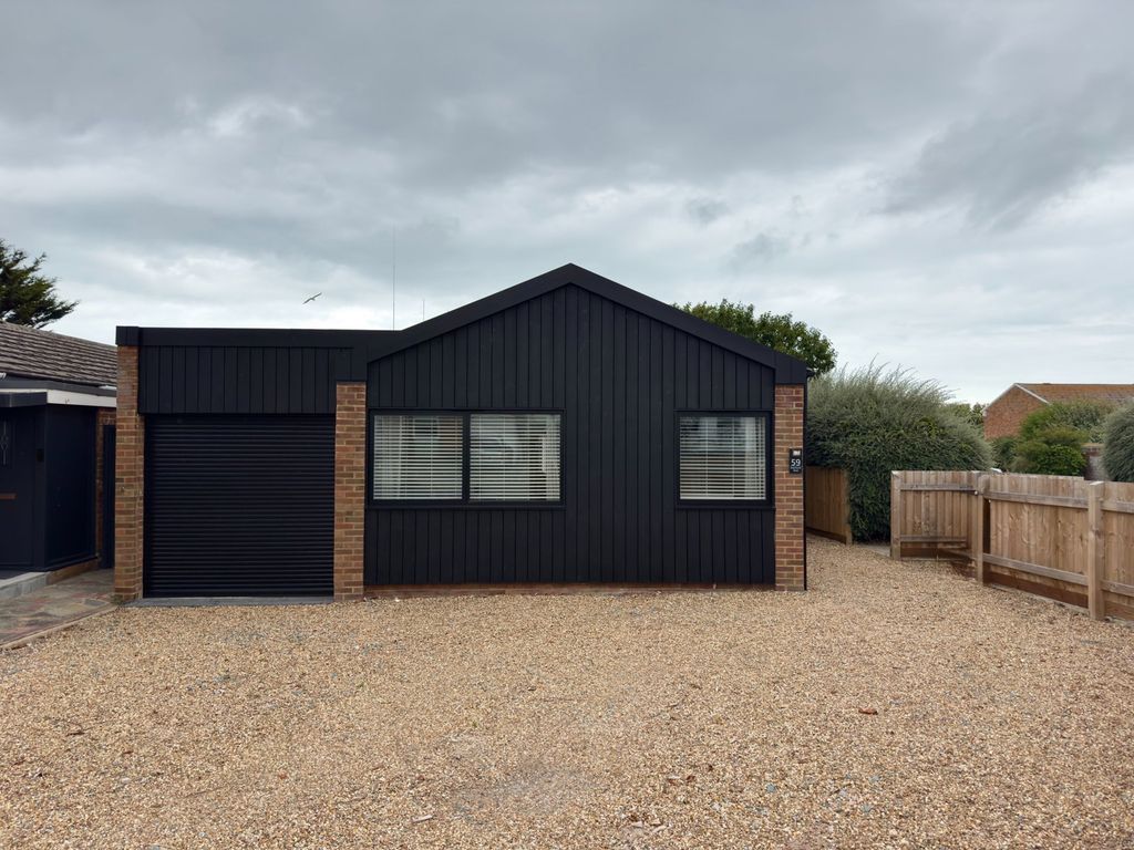 Property photo 3 of 32