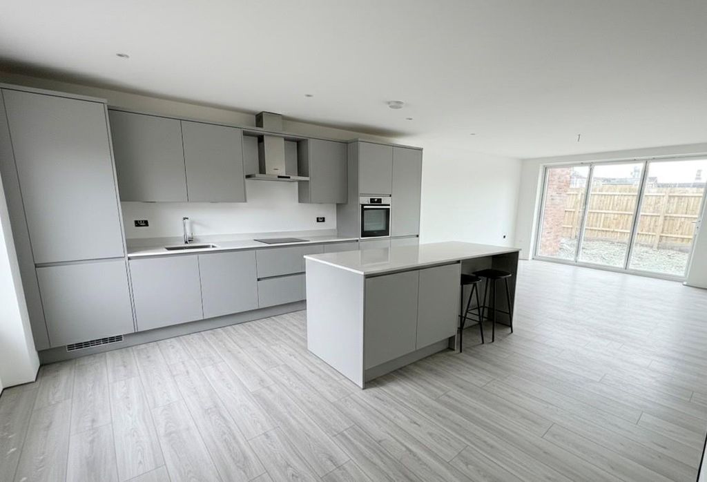 Property photo 2 of 6 2.Jpg