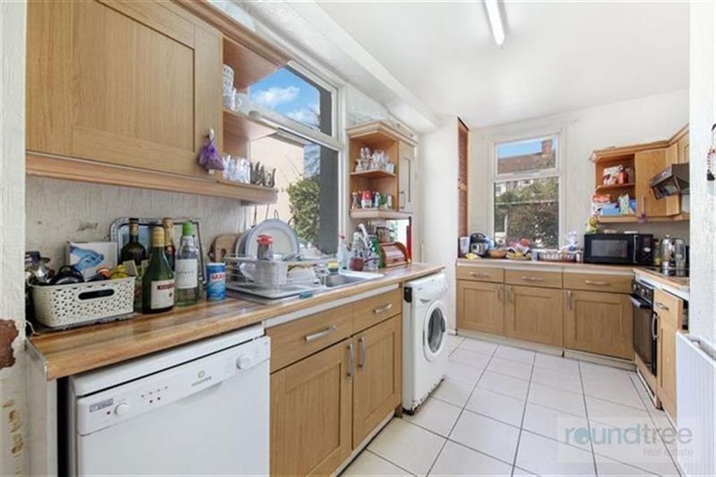 Property photo 1 of 17 (Main)