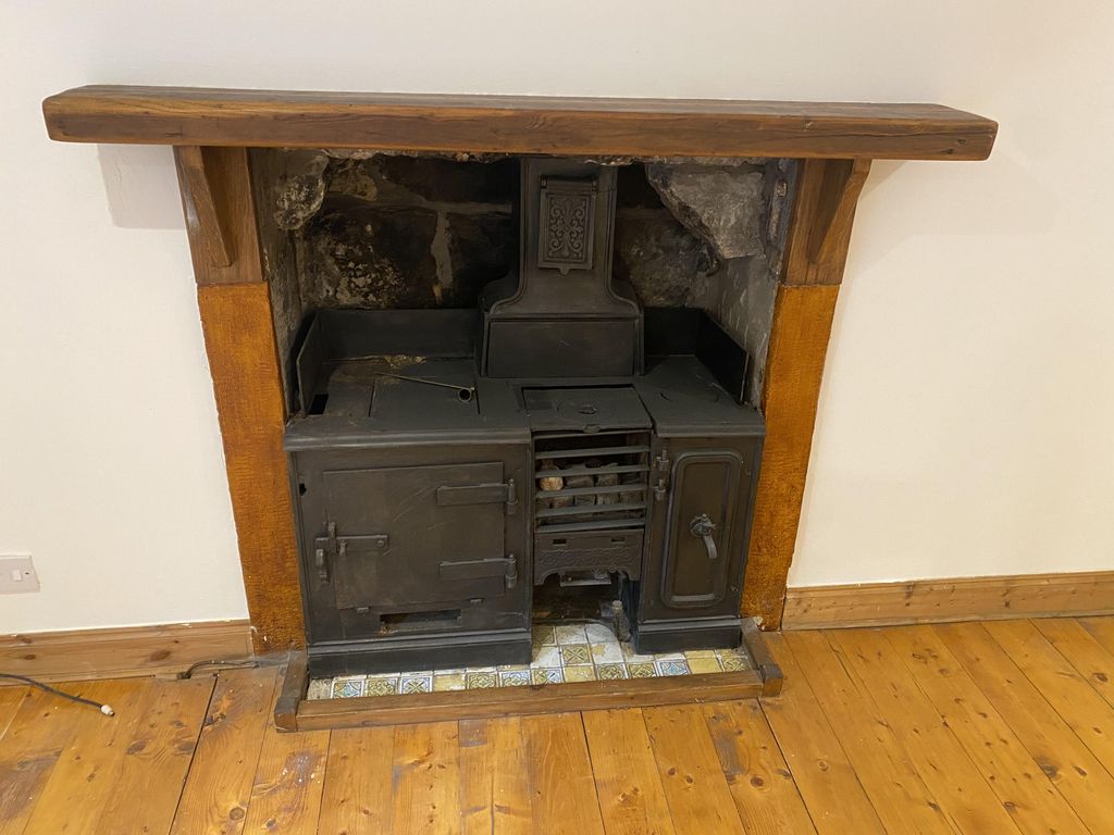 Property photo 3 of 6