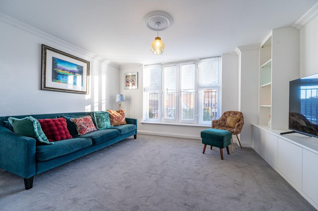 Property photo 3 of 21 Dsc_9240-Hdr.Jpg