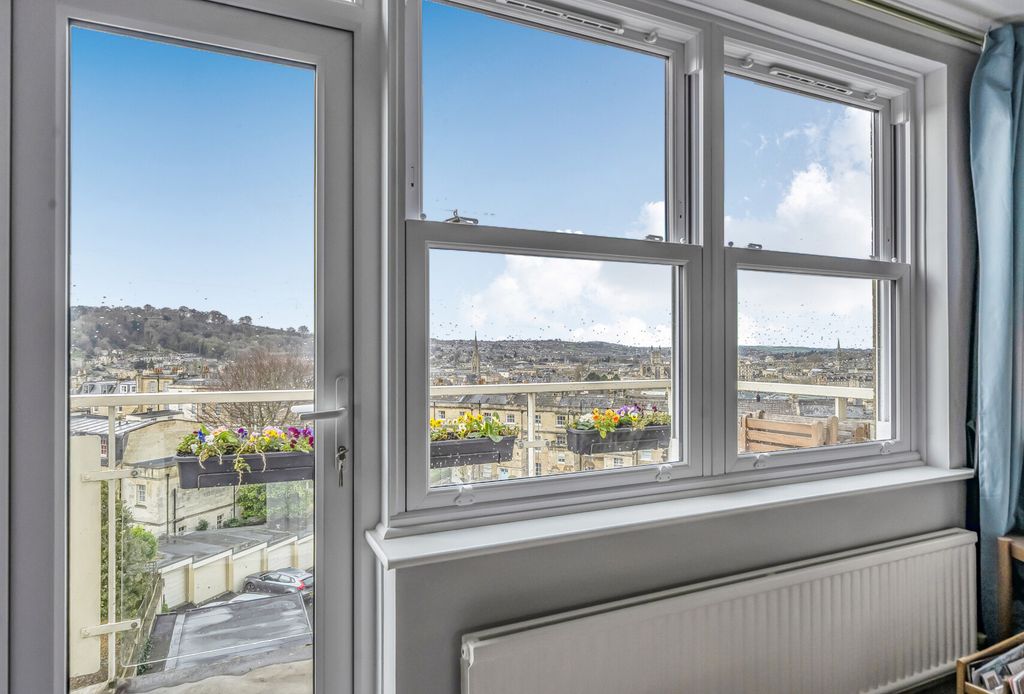 Property photo 3 of 16 Picture Window