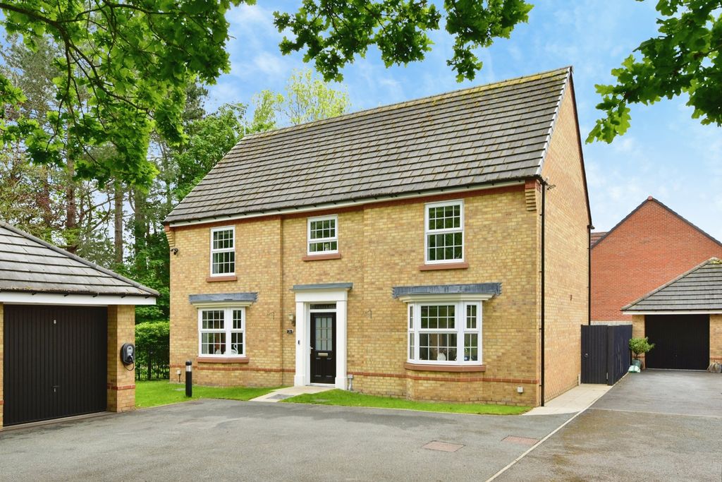 Property photo 1 of 54 Pbox-Img.Jpg