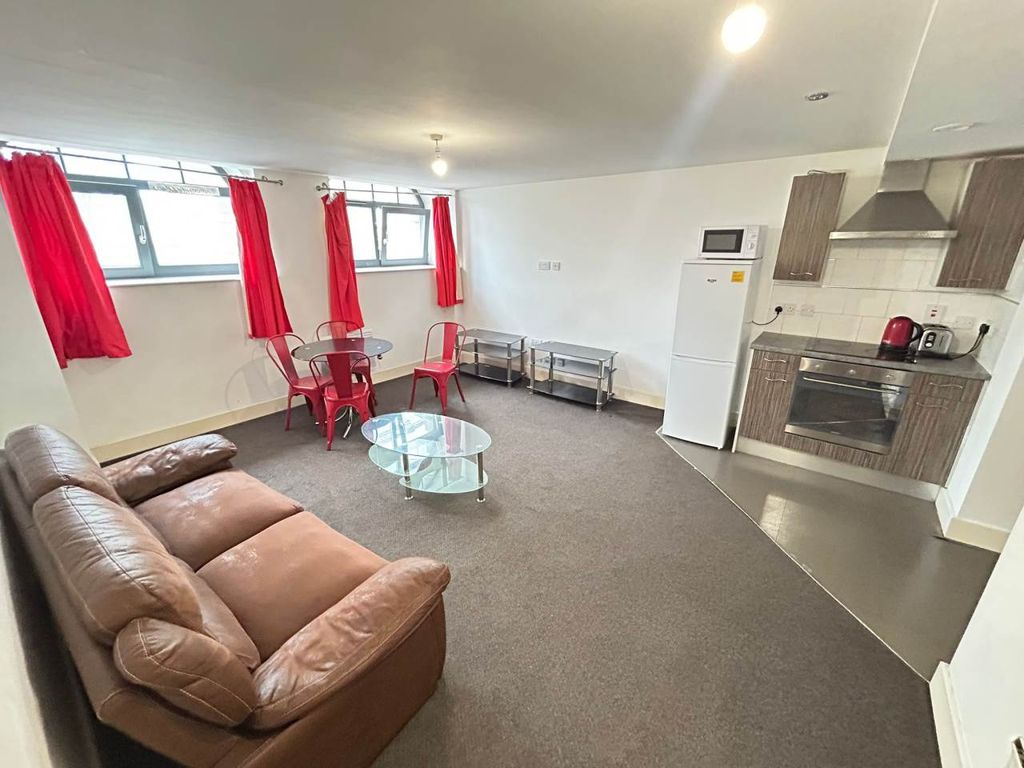 Property photo 1 of 14 Whatsapp Image 2026-04-27 At 16