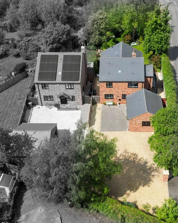 Property photo 2 of 38