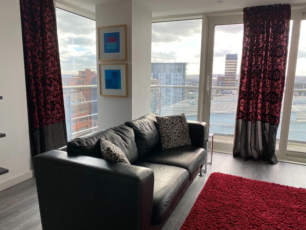 Property photo 2 of 14