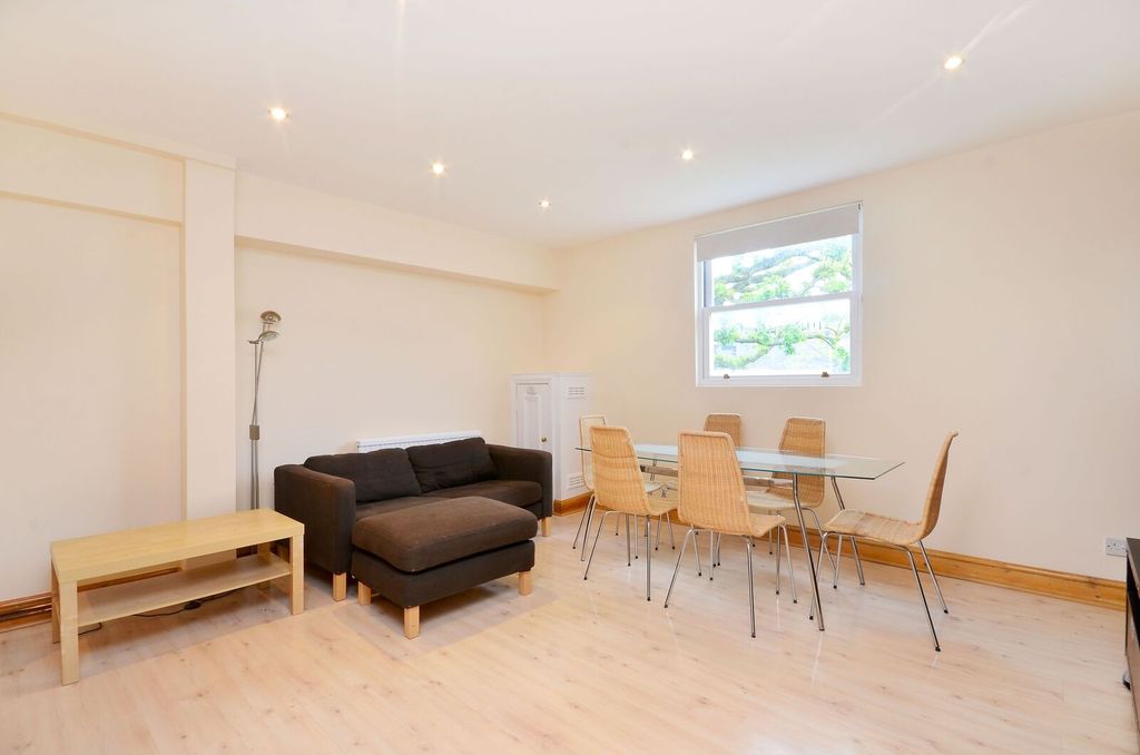Property photo 3 of 7